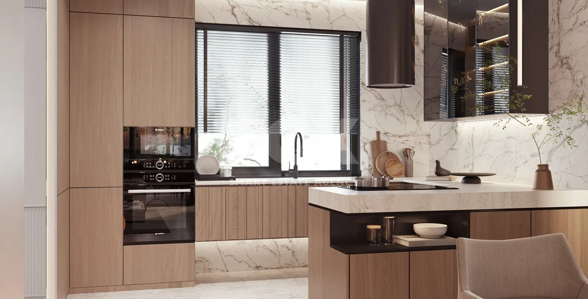 Four Bedroom penthouse plus office with private Roof Garden for sale in Germasogeia Area