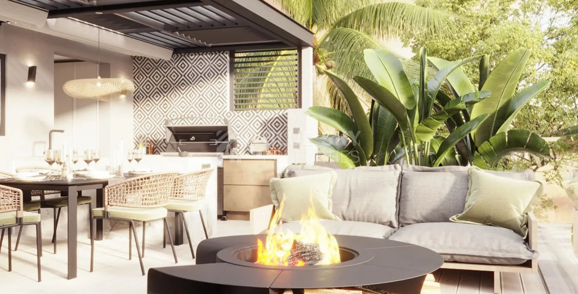 Luxury Four Bedroom plus office apartment for sale in Germasogeia Area