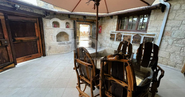 For rent , Five bedroom Villa in Milia village, Paphos