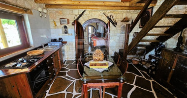 For rent , Five bedroom Villa in Milia village, Paphos