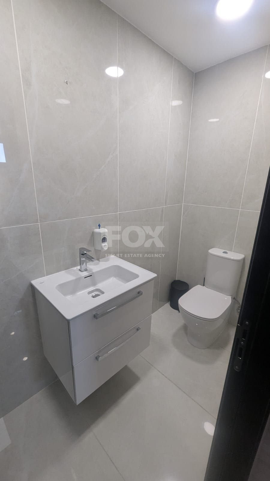 Luxury office  for rent in Agios Georgios Havouzas , Limassol