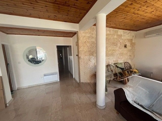 Mieszkanie 3 pokoi 160 m² w Limassol, Cypr