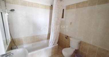 Spacious Three Bedroom Apartment in Geroskipou