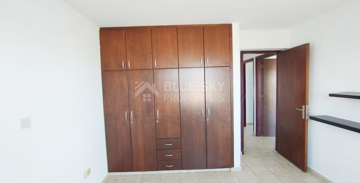 Spacious Three Bedroom Apartment in Geroskipou
