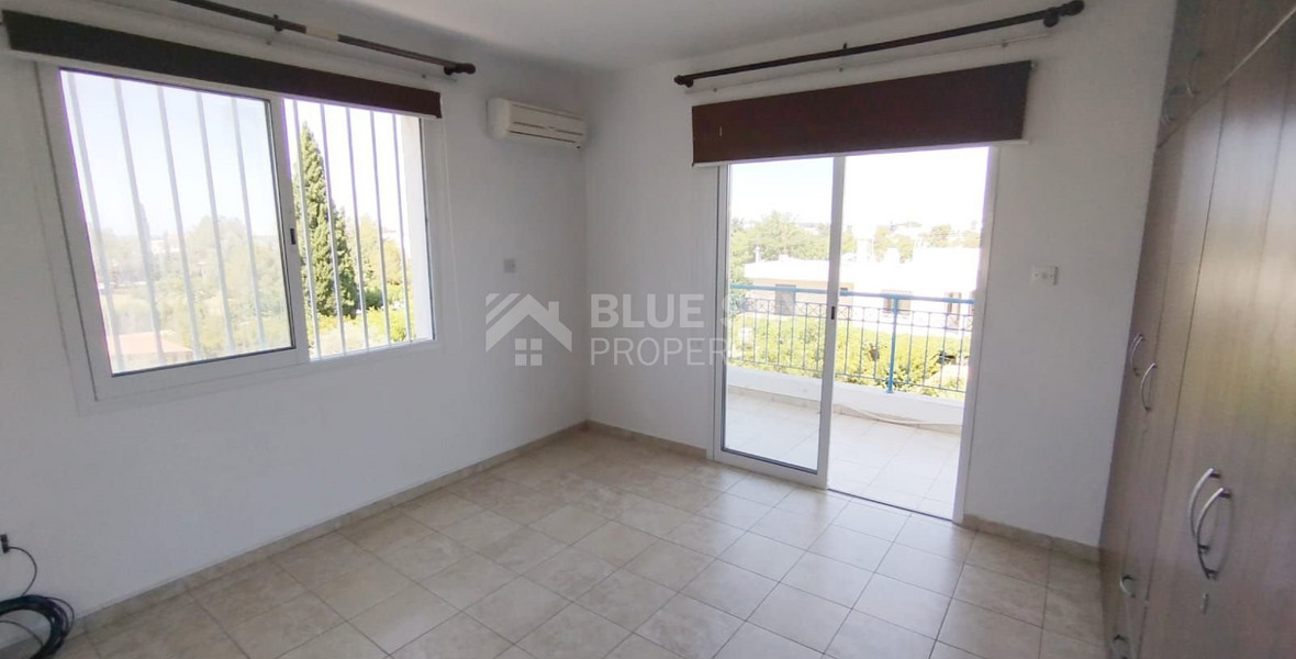 Spacious Three Bedroom Apartment in Geroskipou
