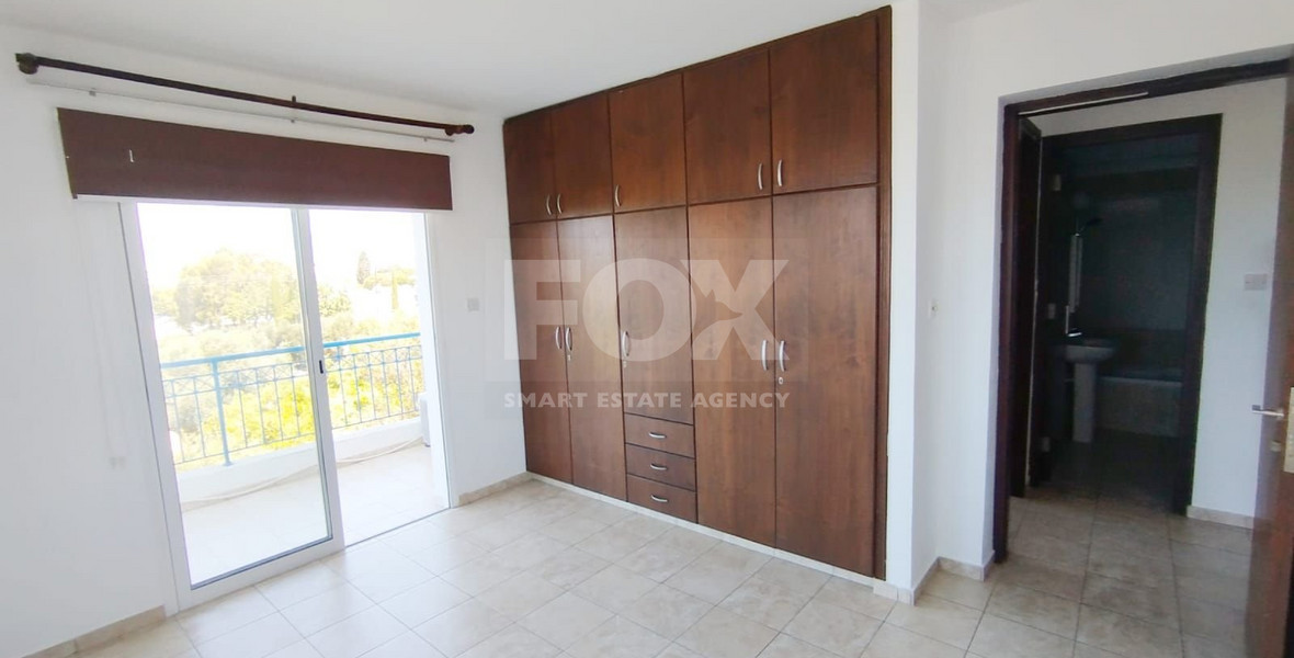 Spacious Three Bedroom Apartment in Geroskipou