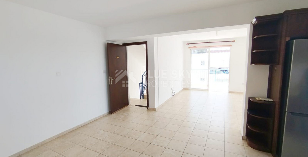 Spacious Three Bedroom Apartment in Geroskipou