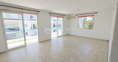 Spacious Three Bedroom Apartment in Geroskipou