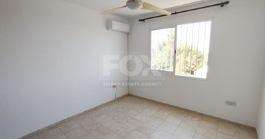 Spacious Three Bedroom Apartment in Geroskipou