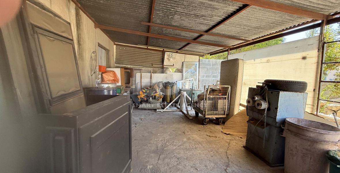 FOR RENT GROUND FLOOR WITH MEZANINE STORAGE/WAREHOUSE/ OFFICE PREMISES.