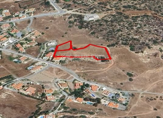 FOR SALE RESIDENTIAL LAND IN PRIME LOCATION OF PAREKLISSIA
