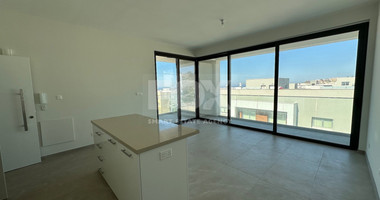 For sale Turnkey Apartment with Pool Access in Universal Area, Paphos