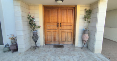 Four bedroom ground floor house for rent in Mesa Geitonia, Limassol