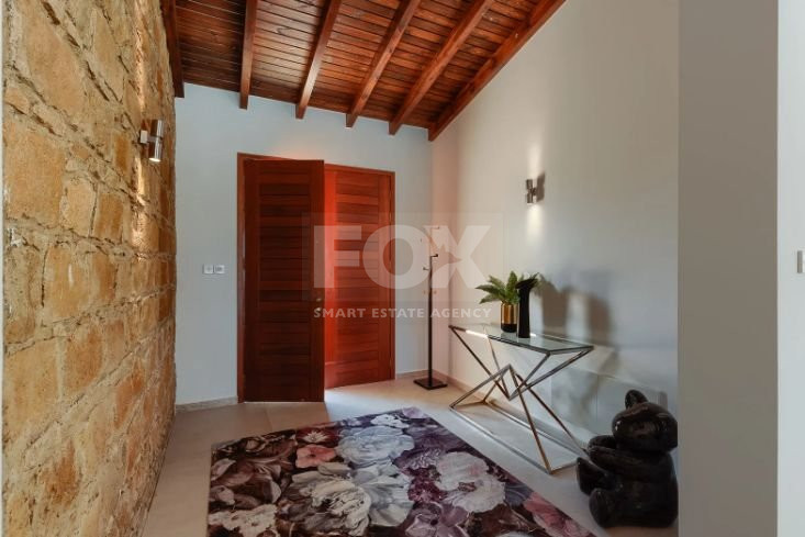 Beautifully Refurbished Two-Bedroom Villa in Aphrofite Hills , Paphos