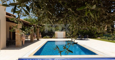 Beautifully Refurbished Two-Bedroom Villa in Aphrofite Hills , Paphos