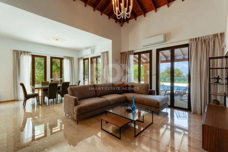 Beautifully Refurbished Two-Bedroom Villa in Aphrofite Hills , Paphos