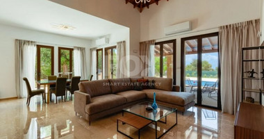 Beautifully Refurbished Two-Bedroom Villa in Aphrofite Hills , Paphos