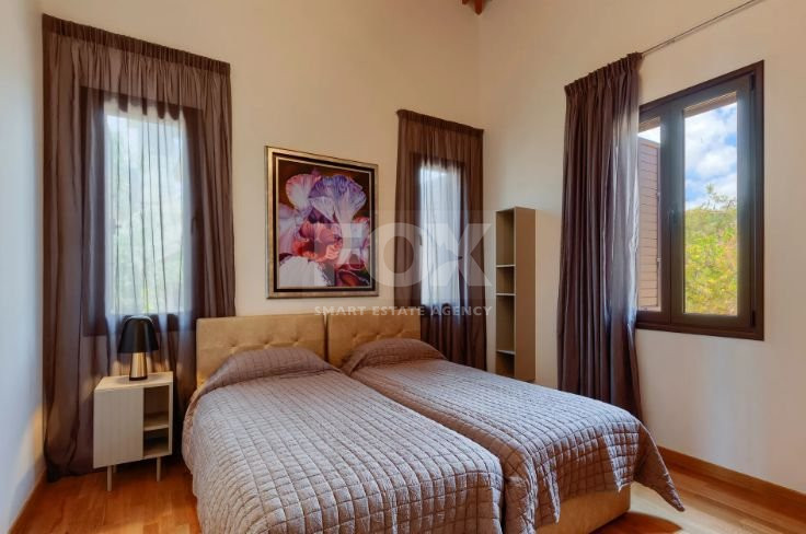 Beautifully Refurbished Two-Bedroom Villa in Aphrofite Hills , Paphos
