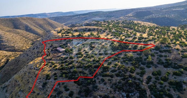 Land for sale in Apsiou village, Limassol