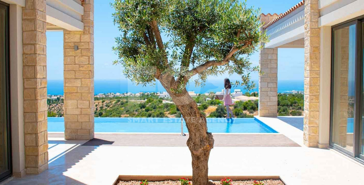 SEVEN BEDROOM VILLA FOR SALE IN VENUS ROCK GOLF RESORT, CYPRUS