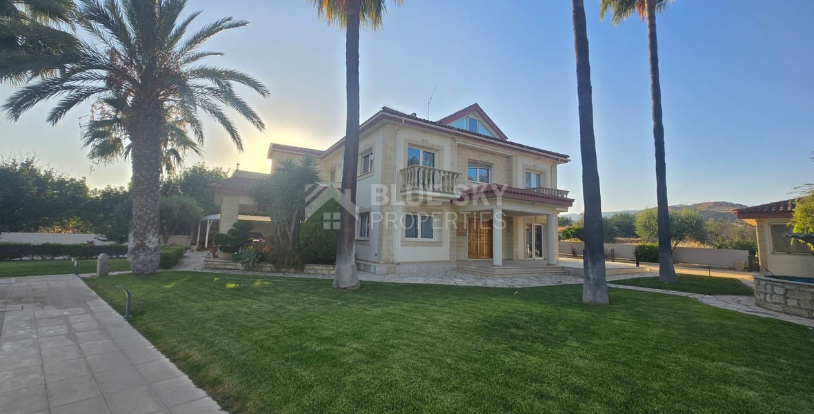 Five bedroom Villa for rent plus two annex in Pyrgos, Limassol