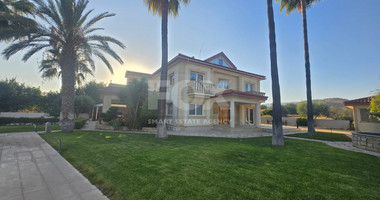 Five bedroom Villa for rent plus two annex in Pyrgos, Limassol
