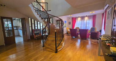 Five bedroom Villa for rent plus two annex in Pyrgos, Limassol