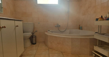 Five bedroom Villa for rent plus two annex in Pyrgos, Limassol