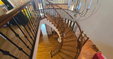 Five bedroom Villa for rent plus two annex in Pyrgos, Limassol