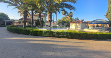 Five bedroom Villa for rent plus two annex in Pyrgos, Limassol