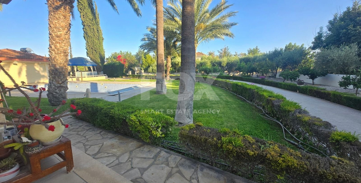 Five bedroom Villa for rent plus two annex in Pyrgos, Limassol