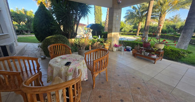 Five bedroom Villa for rent plus two annex in Pyrgos, Limassol