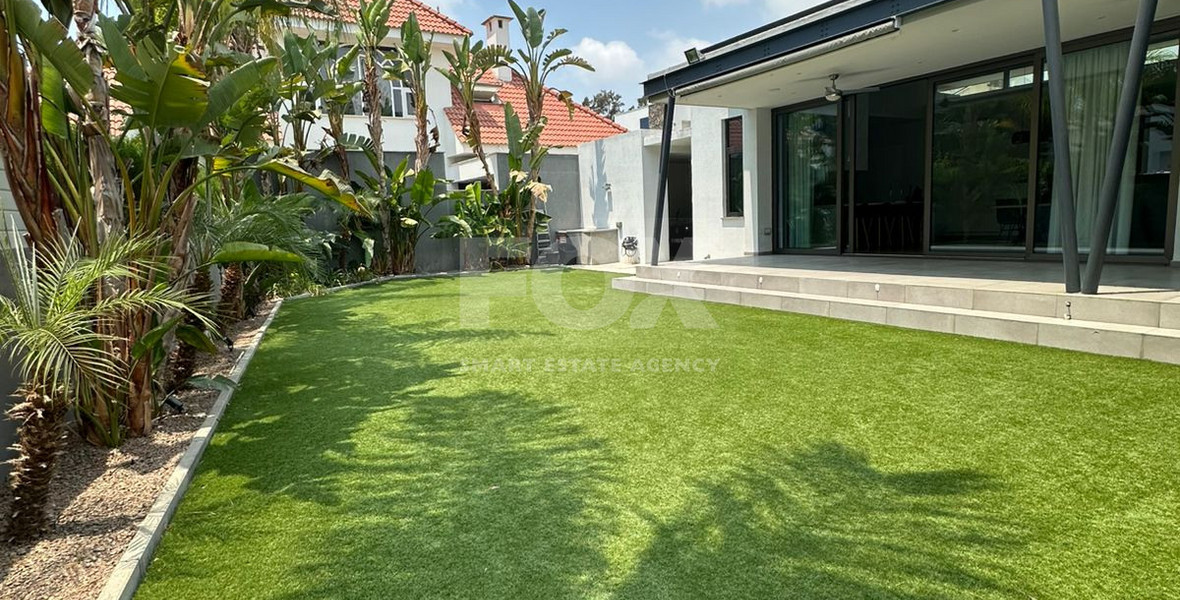 Three bedroom luxury house for rent in Germasogeia