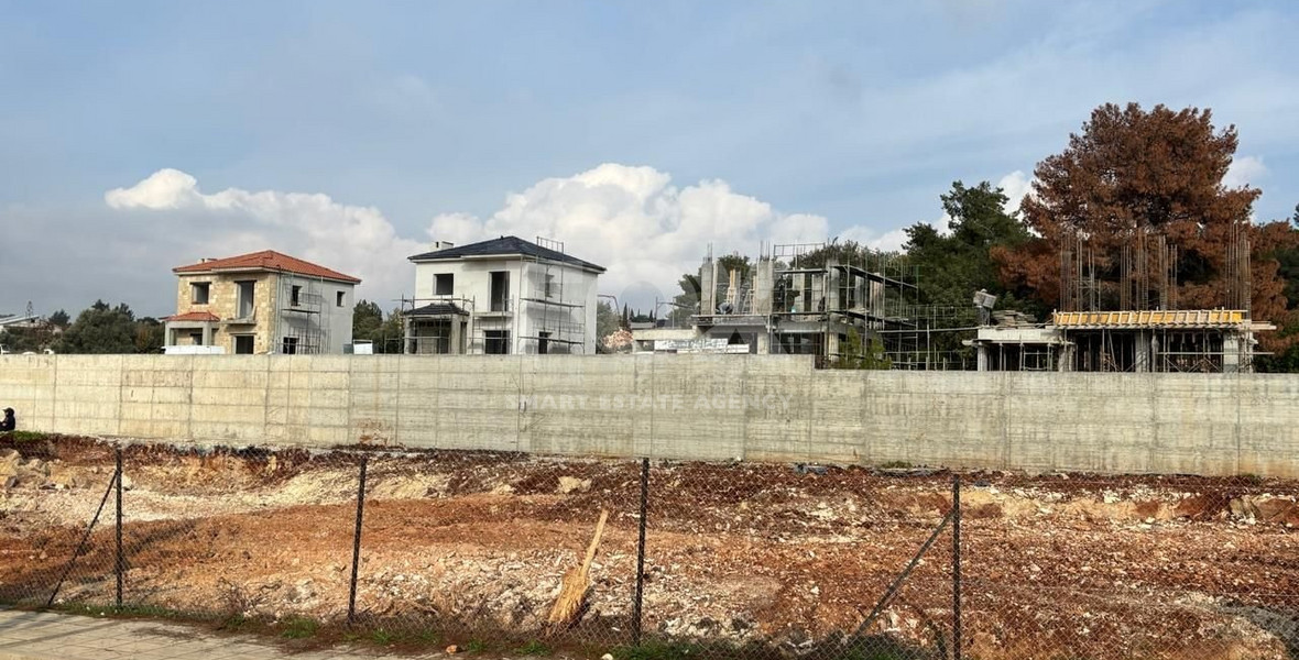 Three Bedroom Detached House with swimming pool for Sale in Souni-Zanakia