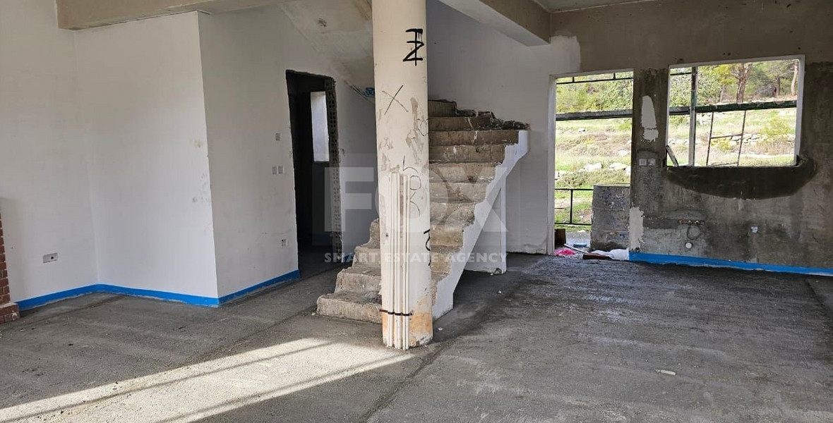Three Bedroom Detached House with swimming pool for Sale in Souni-Zanakia