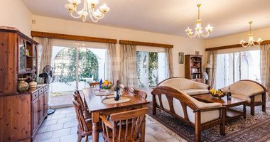 For Rent: Spacious Furnished Four Bedroom Semi-Deatached House in Kato Pafos