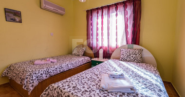 For Rent: Spacious Furnished Four Bedroom Semi-Deatached House in Kato Pafos