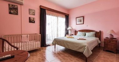 For Rent: Spacious Furnished Four Bedroom Semi-Deatached House in Kato Pafos