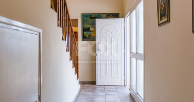 For Rent: Spacious Furnished Four Bedroom Semi-Deatached House in Kato Pafos