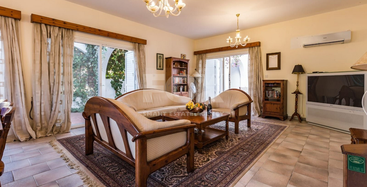 For Rent: Spacious Furnished Four Bedroom Semi-Deatached House in Kato Pafos