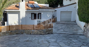 Spacious three bedroom villa for sale in peaceful area of Tala
