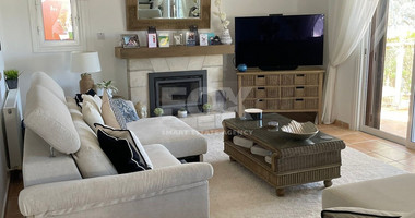 Spacious three bedroom villa for sale in peaceful area of Tala