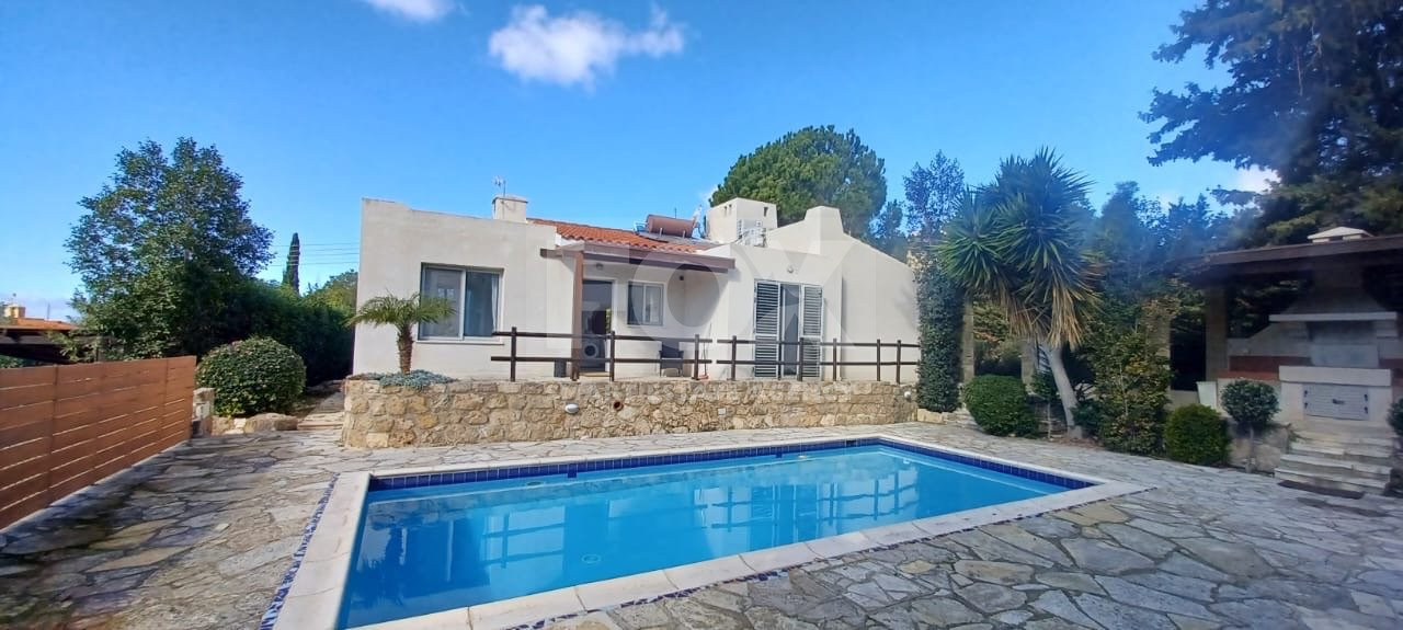 Detached Villa for sale in Tranquil Tala Spacious and Furnished