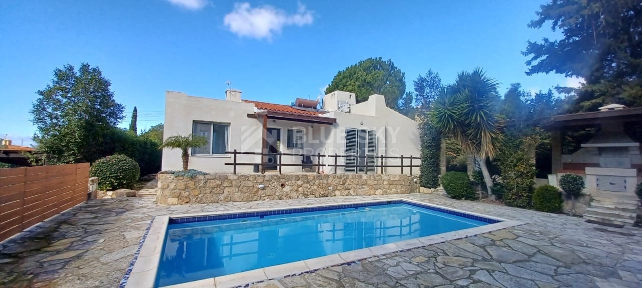 Detached Villa for sale in Tranquil Tala Spacious and Furnished