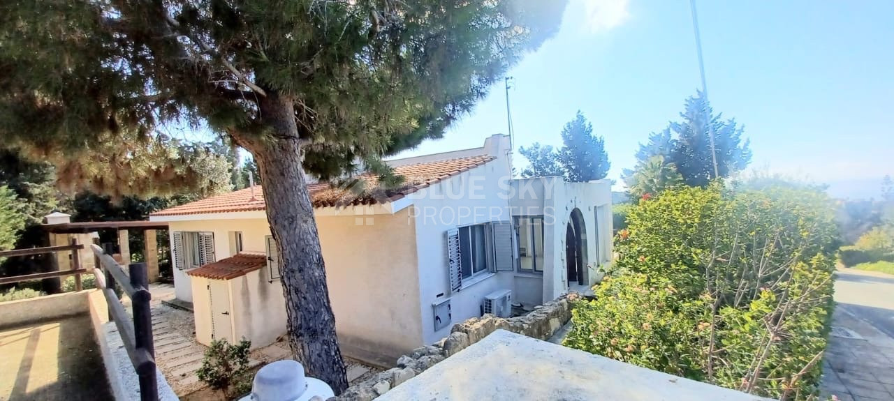 Detached Villa for sale in Tranquil Tala Spacious and Furnished