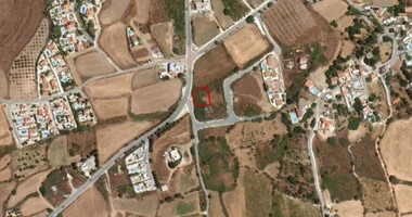 Large Building Plot for Sale in Scenic Kathikas
