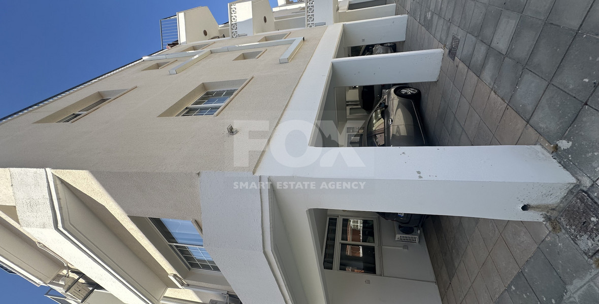 For Sale: Spacious and Well Maintained Residential Building in Tombs of the Kings