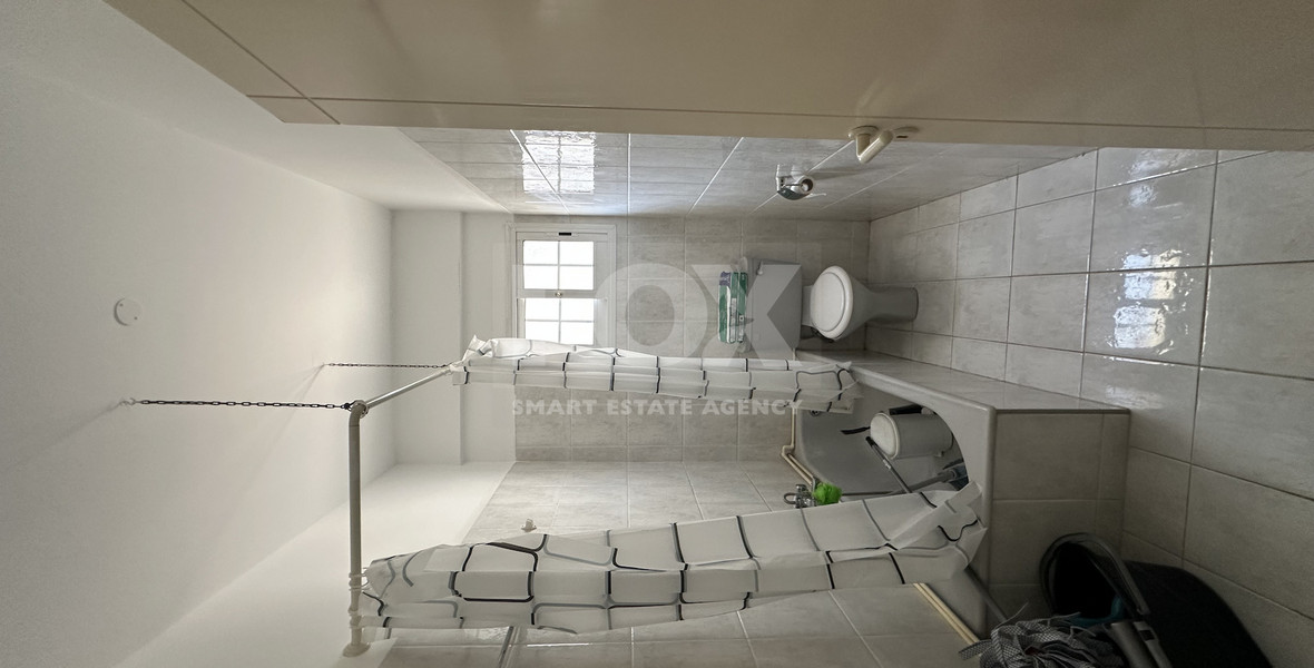 For Sale: Spacious and Well Maintained Residential Building in Tombs of the Kings
