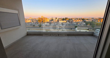 Modern Two-Bedroom Penthouse with Rooftop and Sea Views for rent in Kato Polemidia