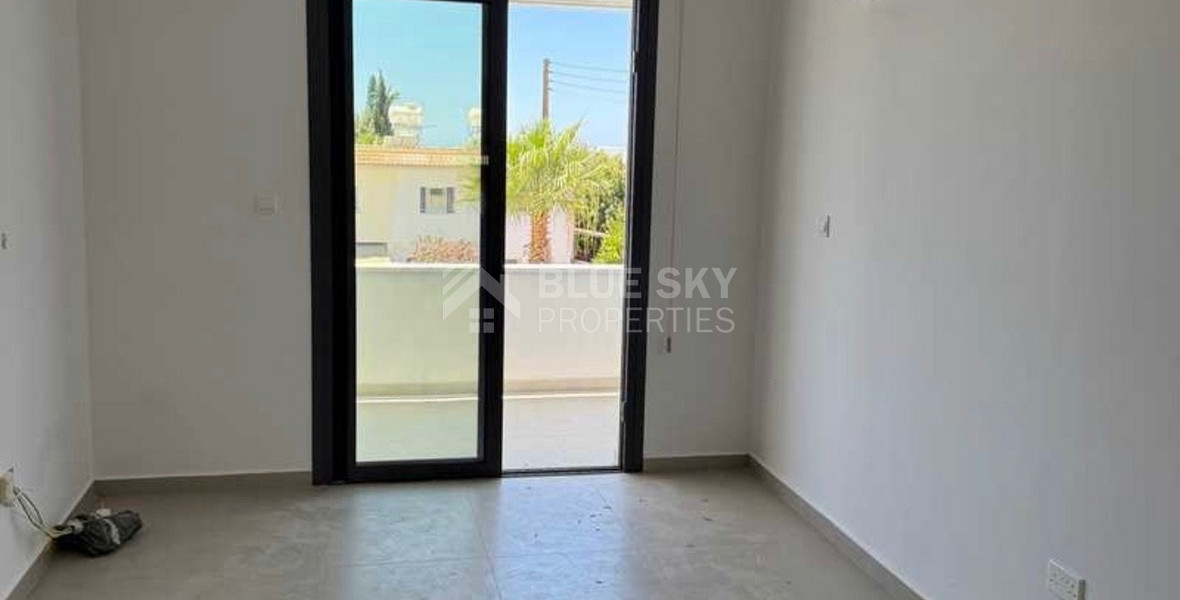 For sale Renovated two-Bedroom Apartment – Paphos City Center (Anavargos)